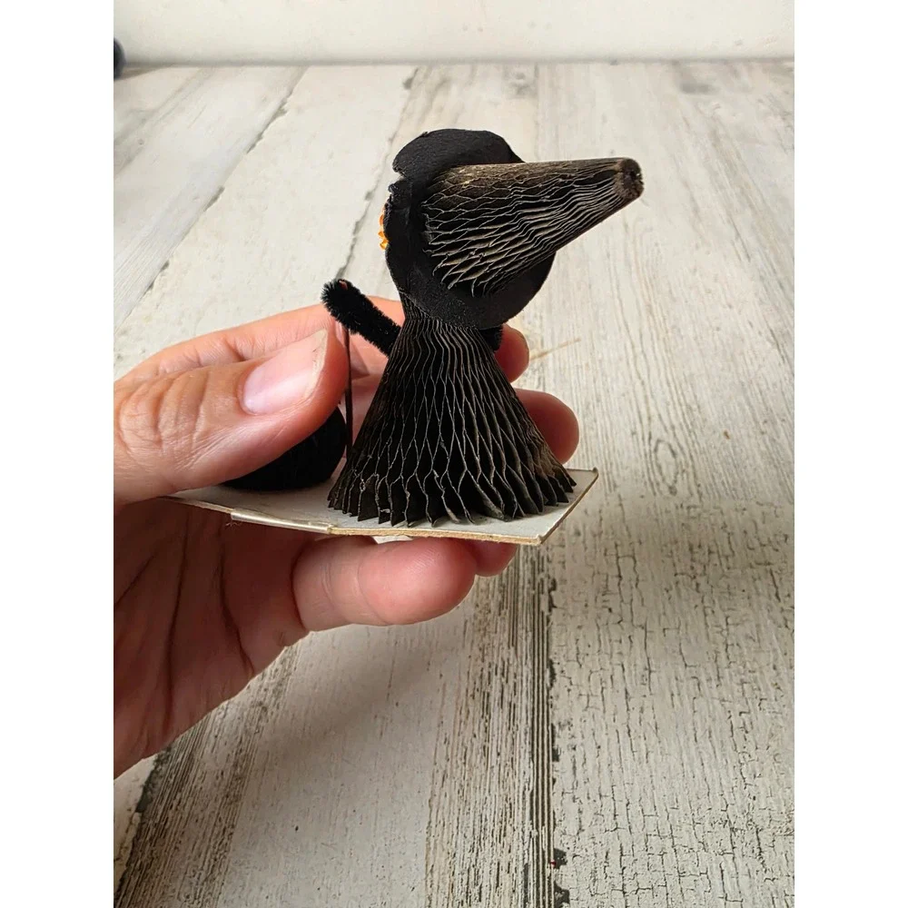 Paper honeycomb crepe witch cauldron vintage display pinecone